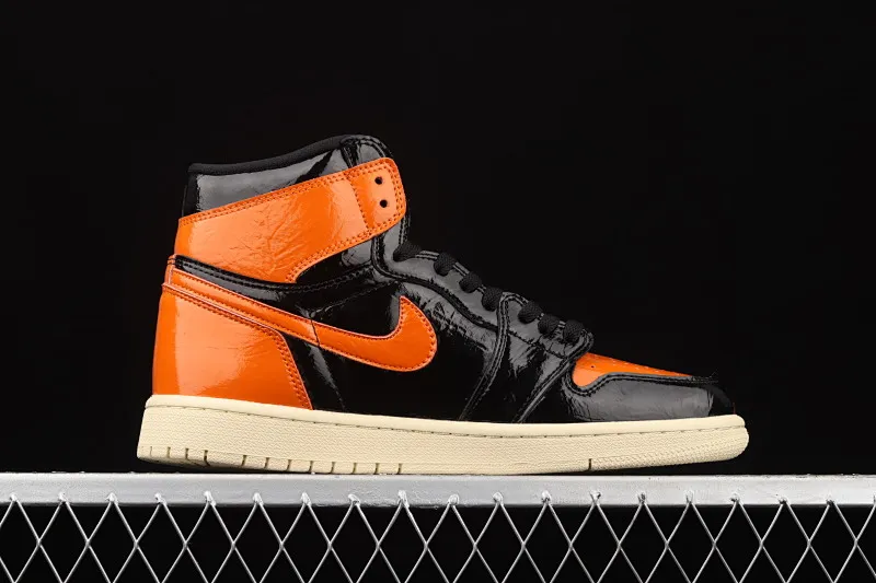 All Categories Air Jordan Jordan Series Basketball Shoes Air Jordan 1 High Air Jordan 1 Retro High OG AJ1 Joe 1 Smash 3.0 Basketball Shoes 555088-028